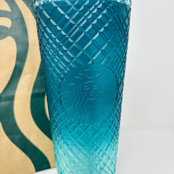 STARBUCKS Ombre Jeweled Bling Gradient Venti Tumbler - Picture 2 of 6